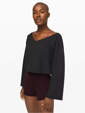lululemon athletica Show Your Depth Cropped Bell Sleeve Top